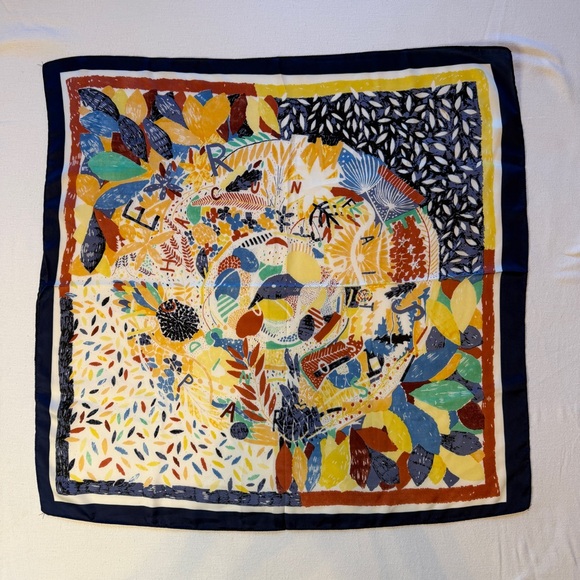 Accessories - Designer Look Colorful Scarf Chacun‎ Fait Son Nid 26" X 26" Navy Multicolor